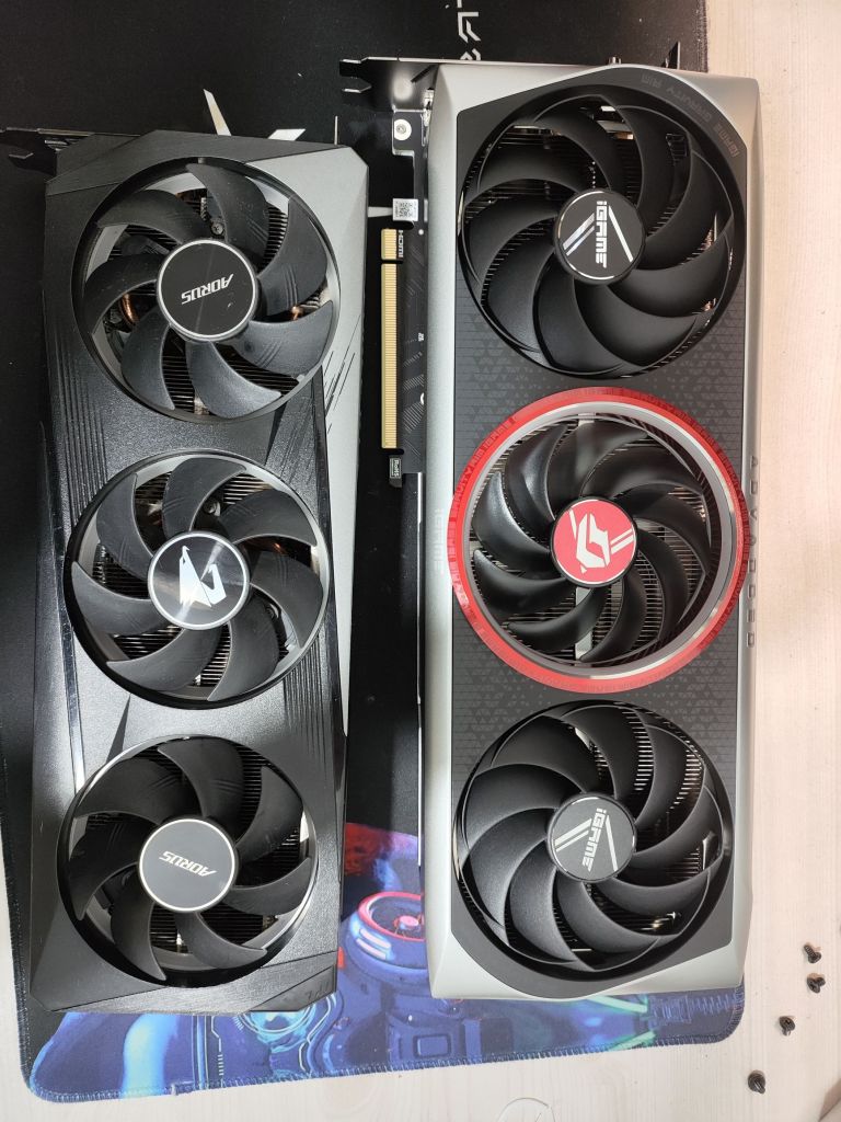 新买的4070super到了,出前几天收自论坛的小雕3060ti