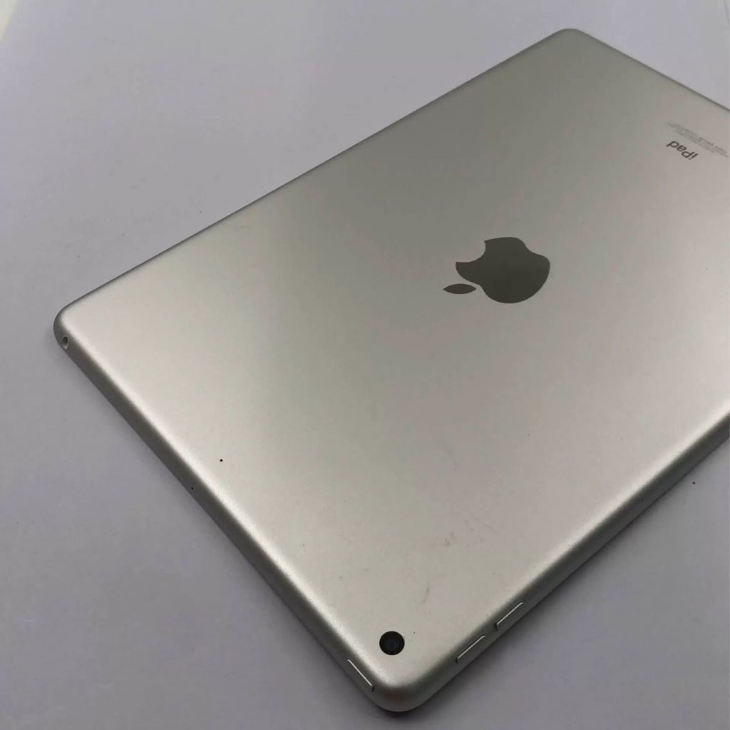 ipad2021 64g 刚过保 电池100%类似全新