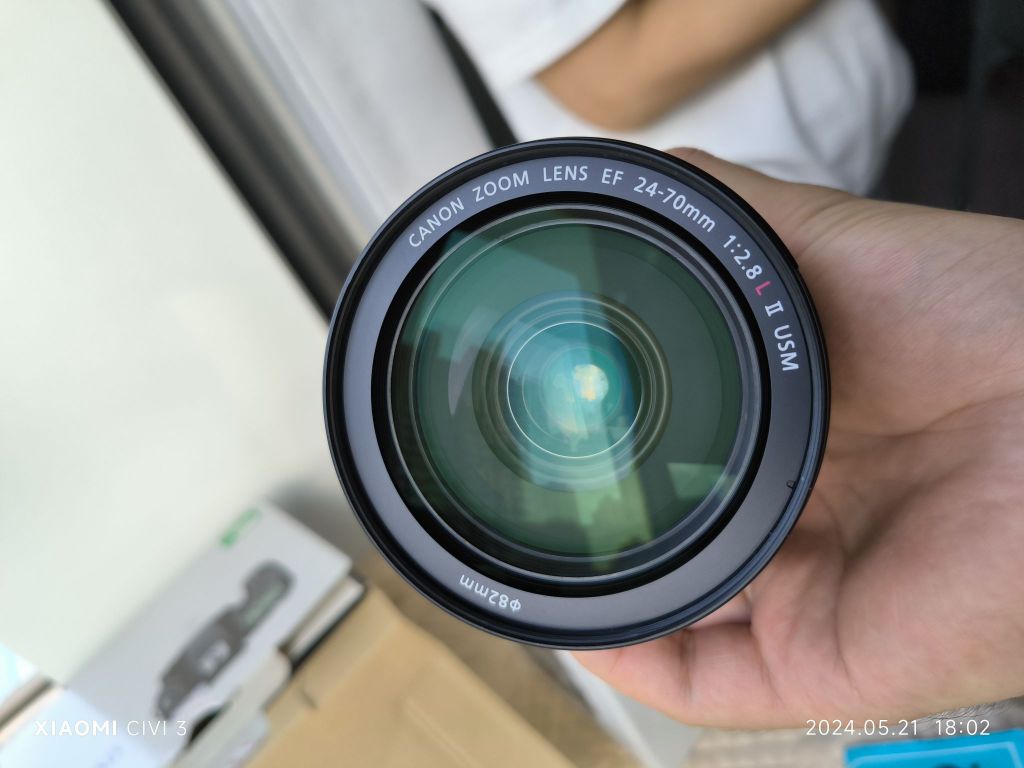 出一个佳能ef 24-70  f2.8 二代