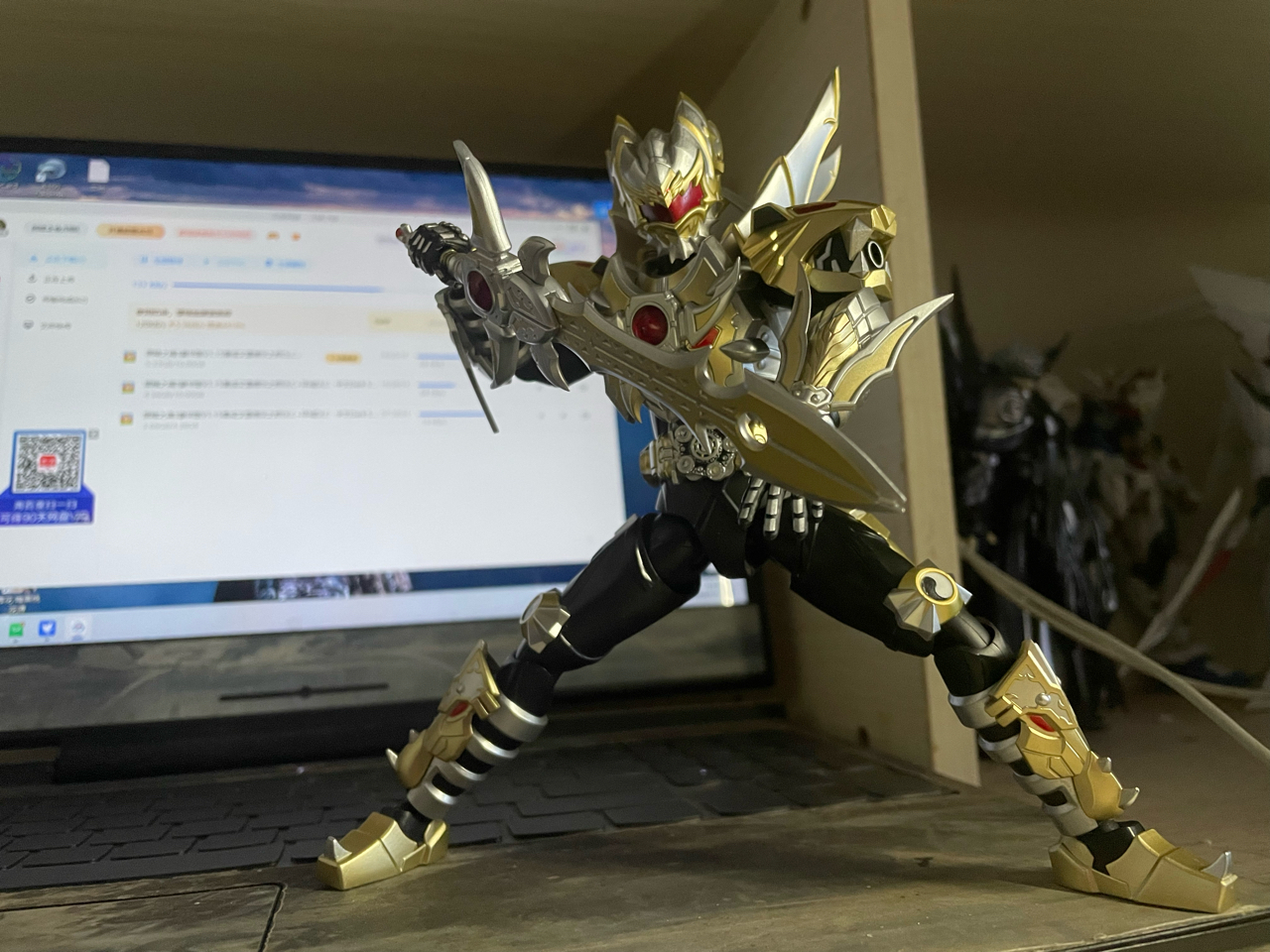 [可动成品]铠魂帝皇侠