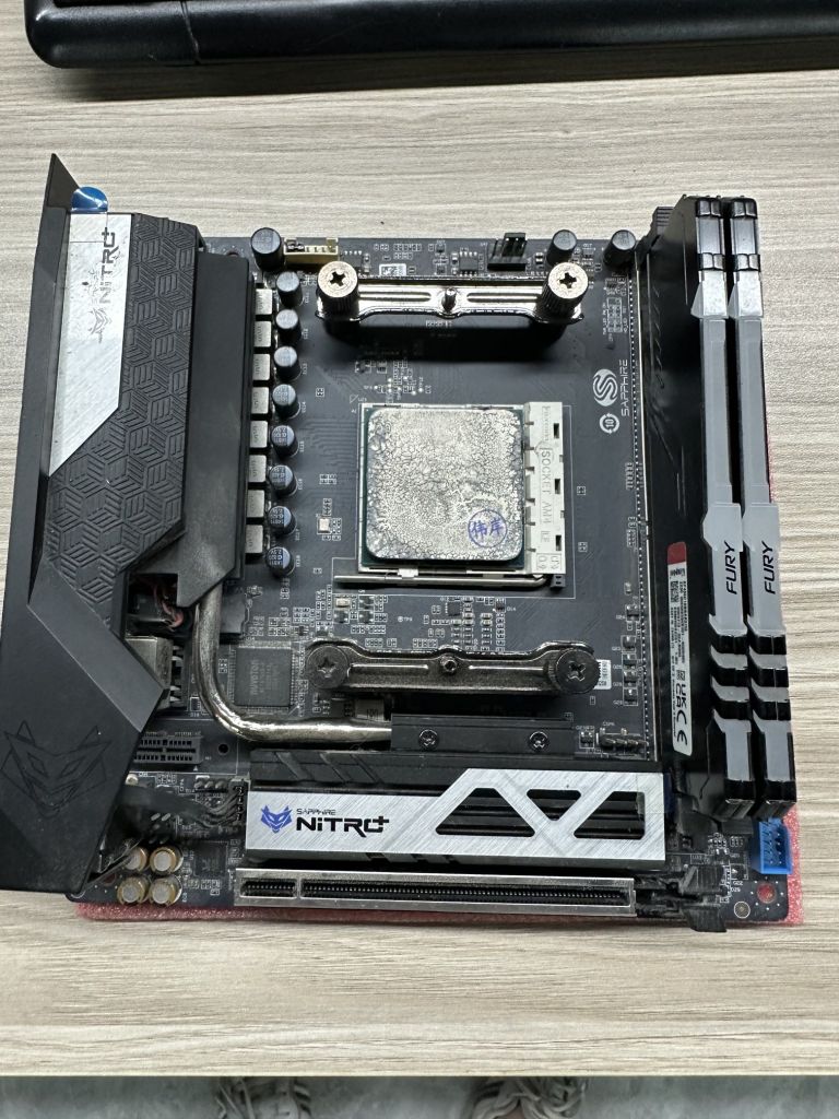 出r7 5800x 蓝宝石b550i