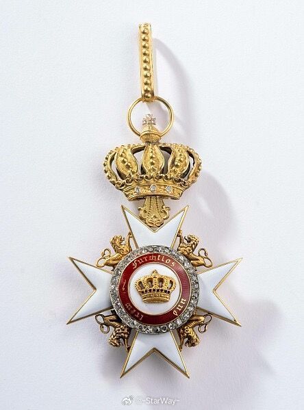 发一些刚看到的好看的徽章