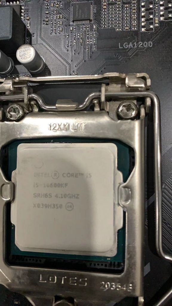 900江浙沪包邮出板u10600kf b460m小雕