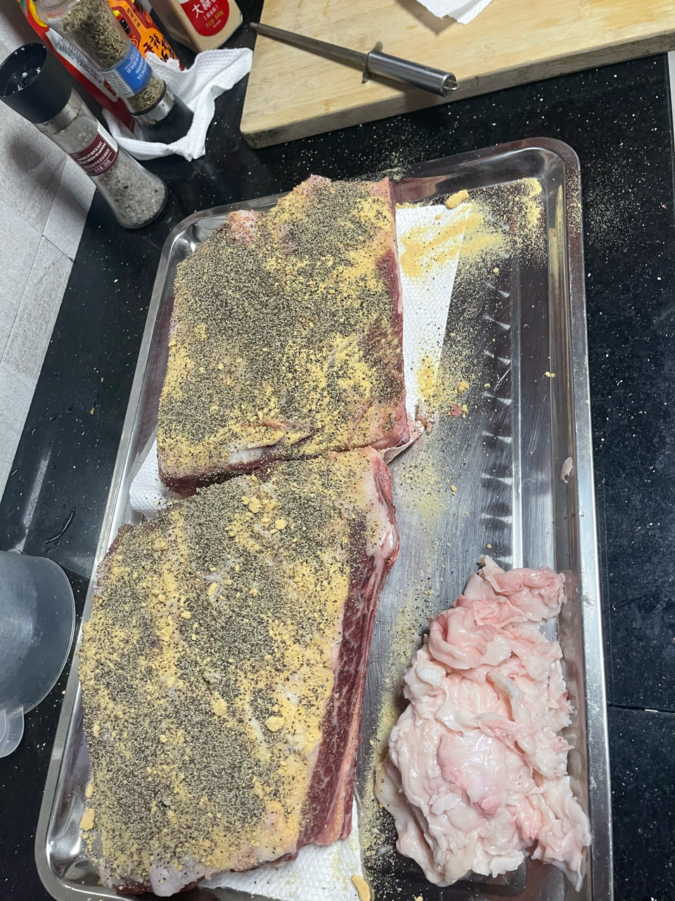 低温慢烤一个牛肋排.