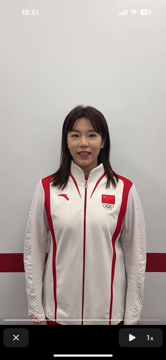 贾一凡挺漂亮的