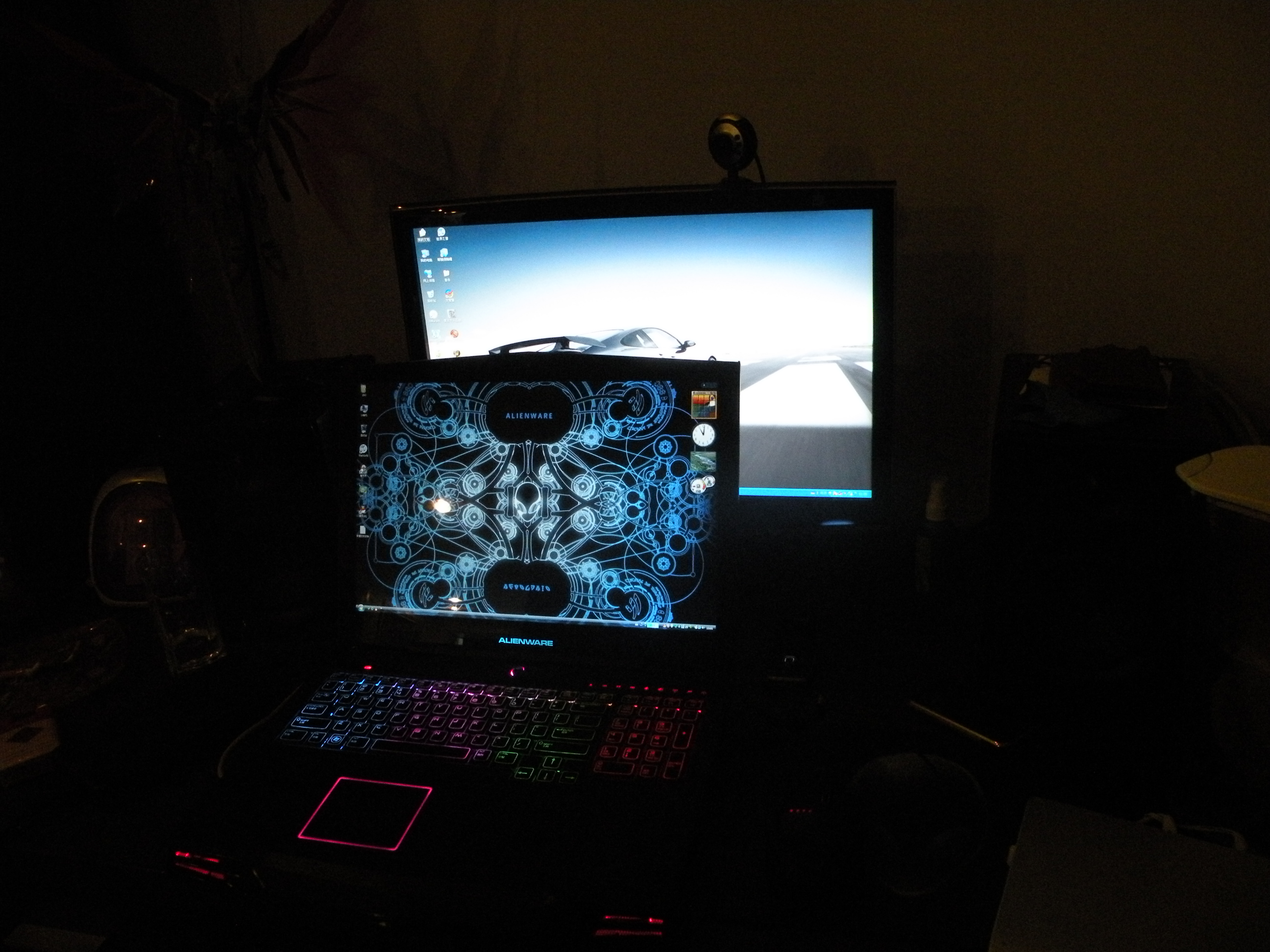 Nga 100 Alienware M17x Nga