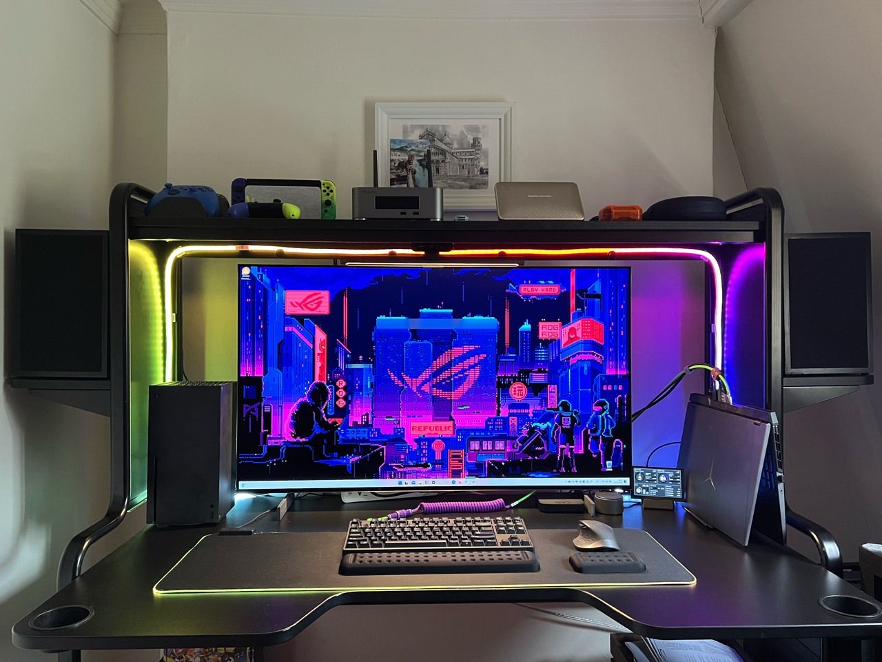 宜家的Fredde电脑桌搭配LG C2 42完美 178