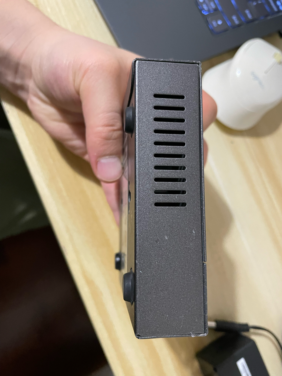 [其他] 网件原装GS105E v2 五口千兆交换机 120元 NGA玩家社区