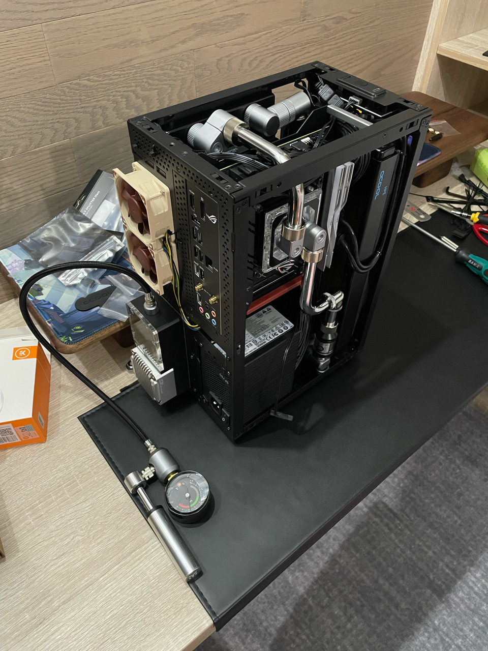 ssupd 双280冷排分体水13700kf+4090 NGA玩家社区