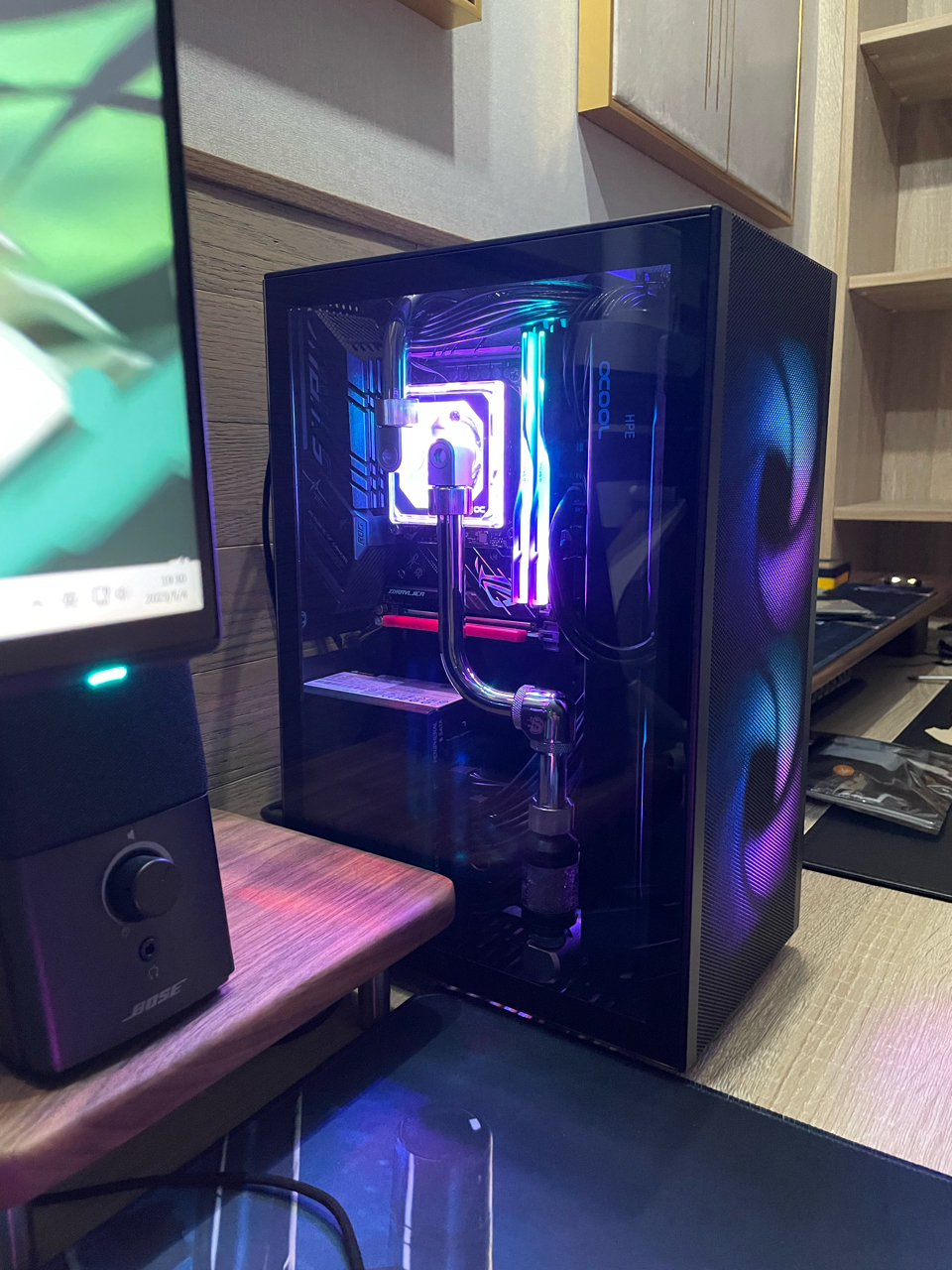 ssupd 双280冷排分体水13700kf+4090 NGA玩家社区