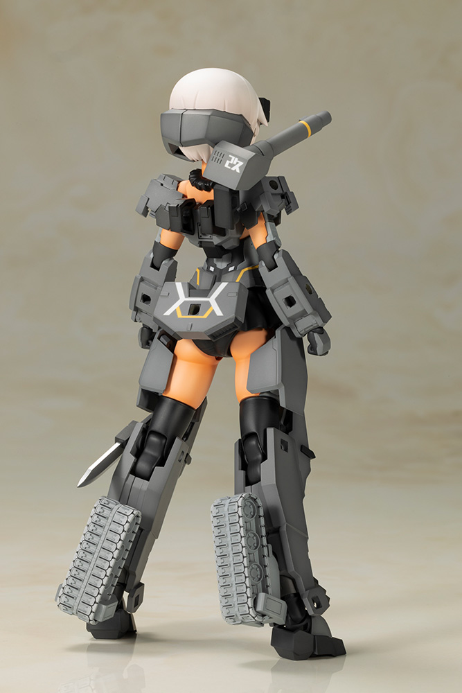 新闻资讯] 寿屋机甲少女轰雷改[黑] with FGM148 标枪反坦克导弹