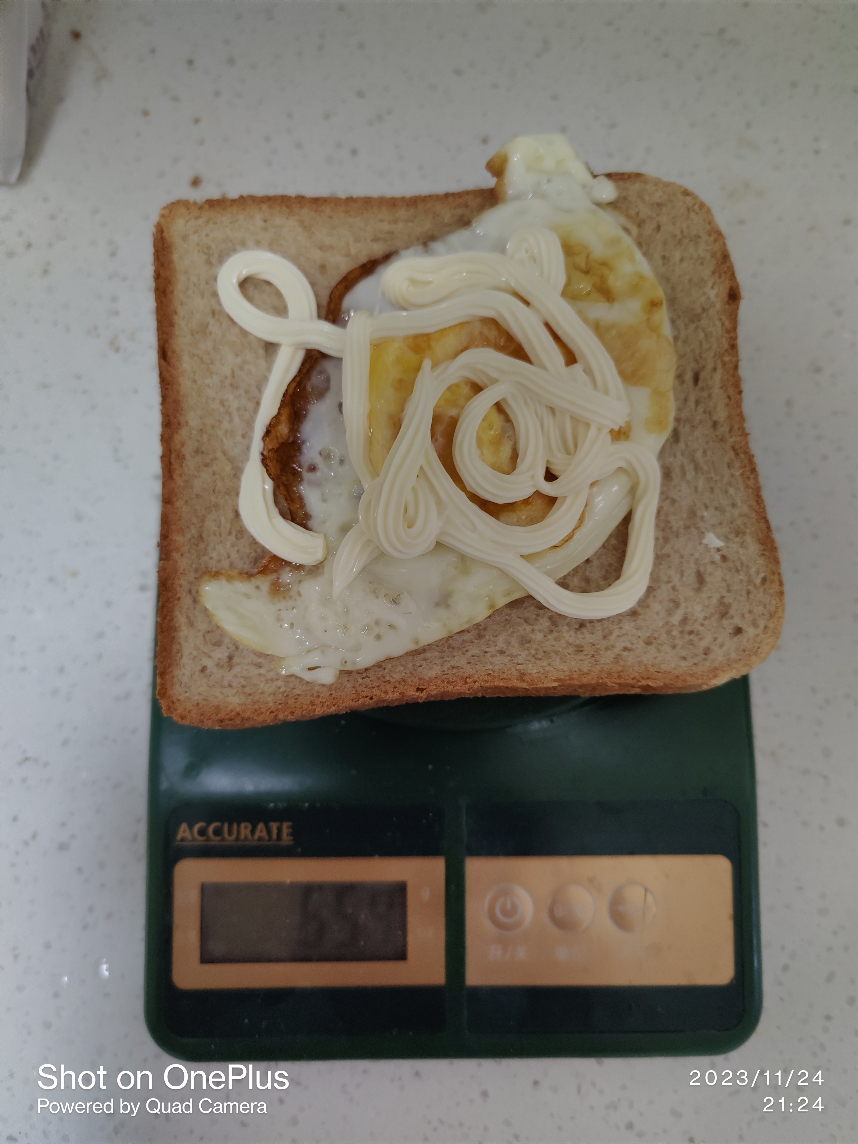 下午总觉得饿怎么办最近，我现在173/62/BMI20.3，早餐两片