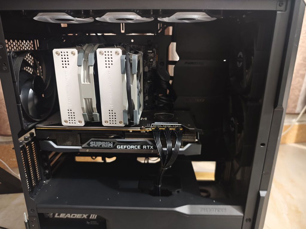 折腾了下把钛钽A080的风扇装到顶上了NGA玩家社区